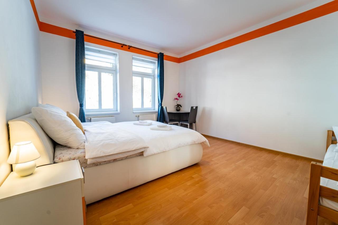Tuan Long Apartments Jachymov Exterior photo